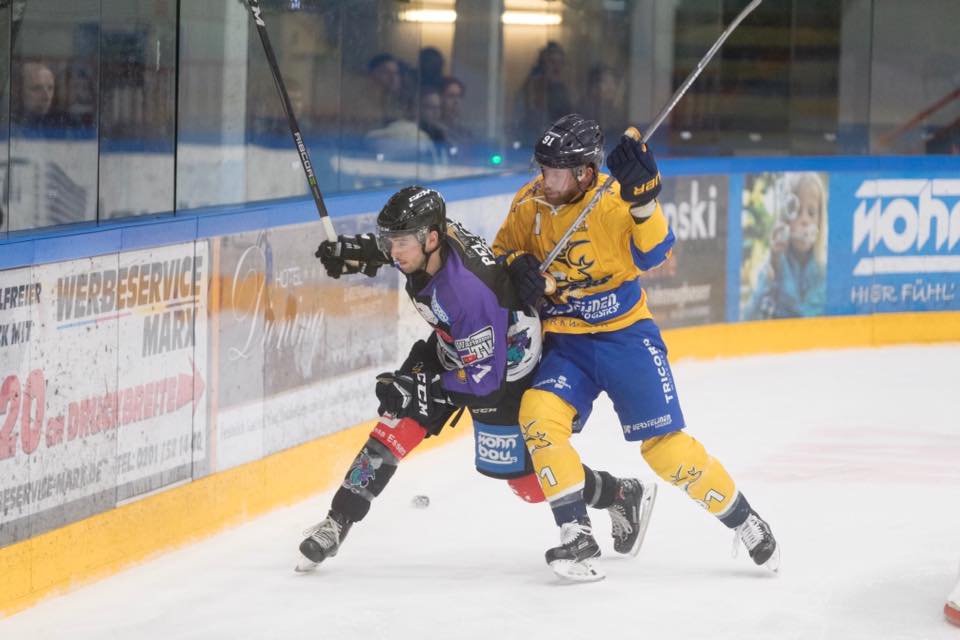 Tilburg Trappers Moskitos Essen ijshockey Face-Off
