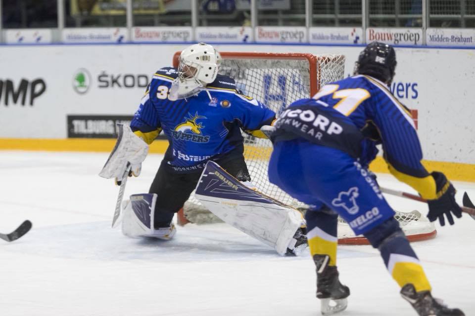 Tilburg Trappers Hannover Scorpions IJshockey Face-Off