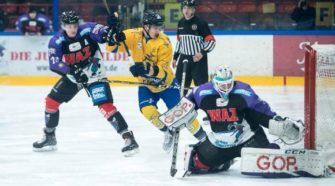 Tilburg Trappers Moskitos Essen ijshockey Face-Off