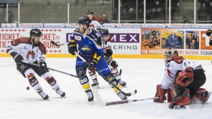 Tilburg Trappers Füchse Duisburg Ijshockey Face-Off