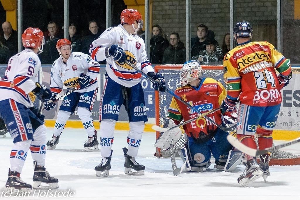 Laco Eaters Geleen AHOUD devils Nijmegen ijshocvkey face-off