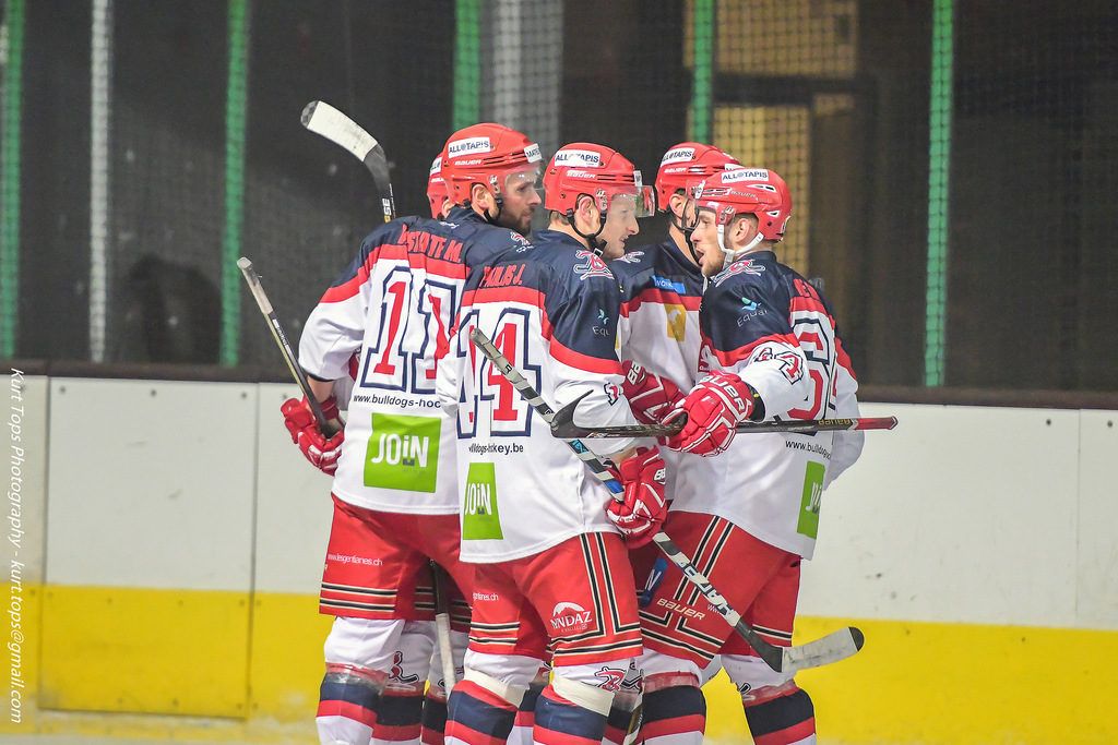 BeNe League IJshockey Face-Off Luik Bulldogs