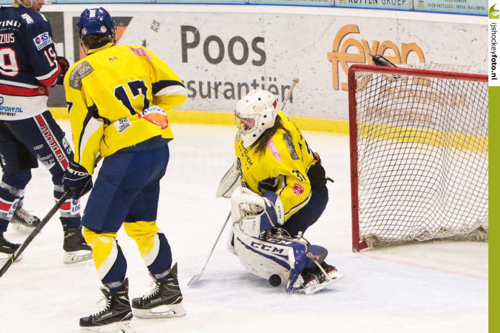 AHOUD Devils Nijmegen Antwerp Phantoms IJshockey Face-Off