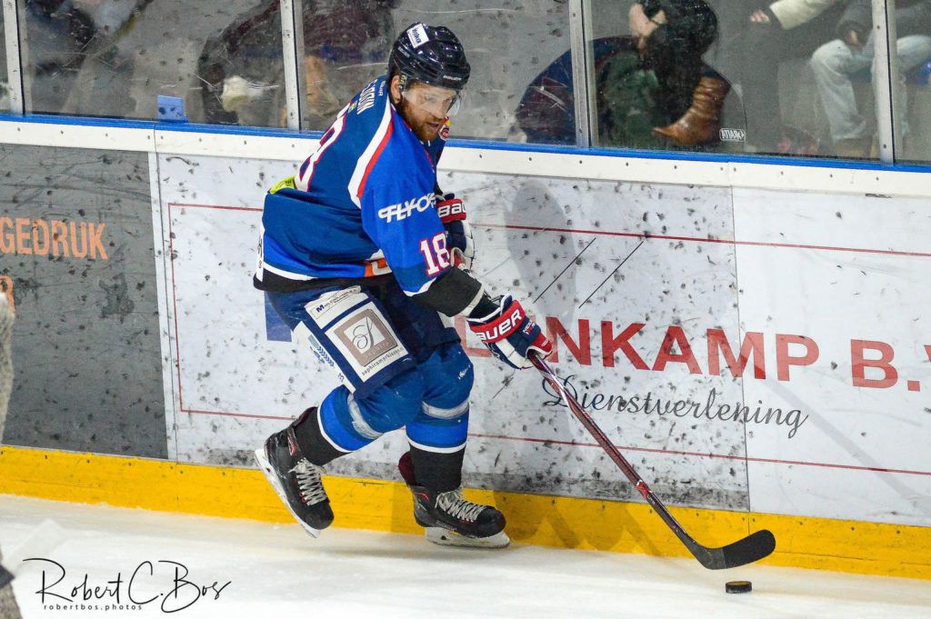 Viktor Gibss Sjodin HIJS Hokij Den Haag Face-Off IJshockey