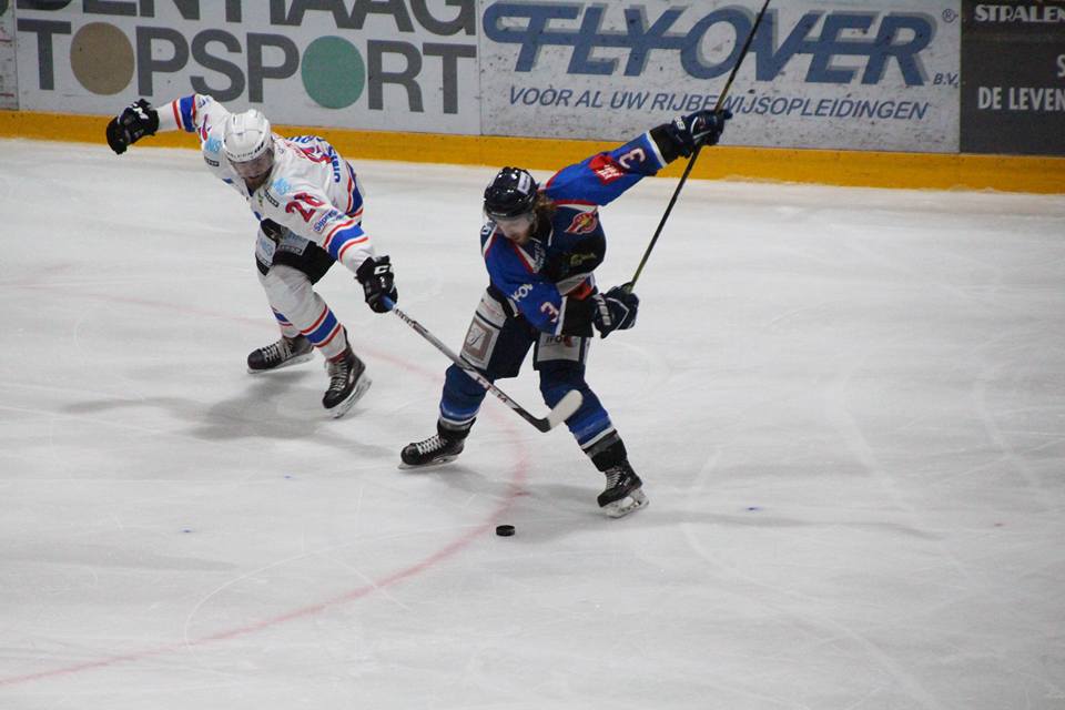 HIJS Hokij Den Haag Unis Flyers Heerenveen Face-Off IJshockey Bene League