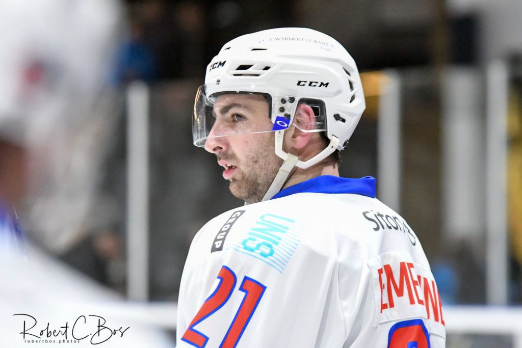 Luik Bulldogs UNIS Flyers HEerenveen BeNe League Playoofs IJshockey Face-Off