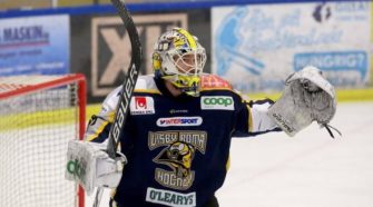 Martijn Oosterwijk IJshockey Face-Off Zweden