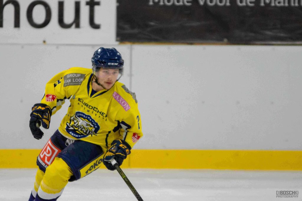 Antwerp Phatnoms Ryan Widmar Face-Off IJshockey BeNe League