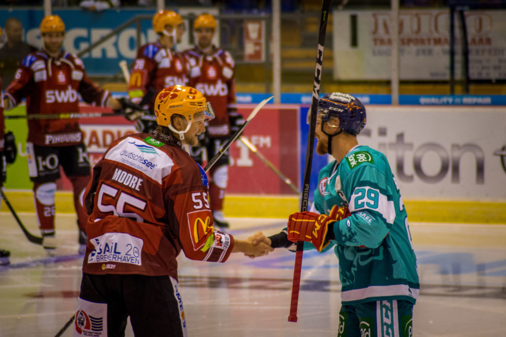 Fischtown Pinguins Düsseldorfer EG Thialf Icehockey Cup