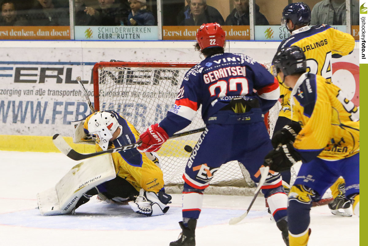 AHOUD Devils Nijmegen Trappers Face-Off IJshockey BeNe League