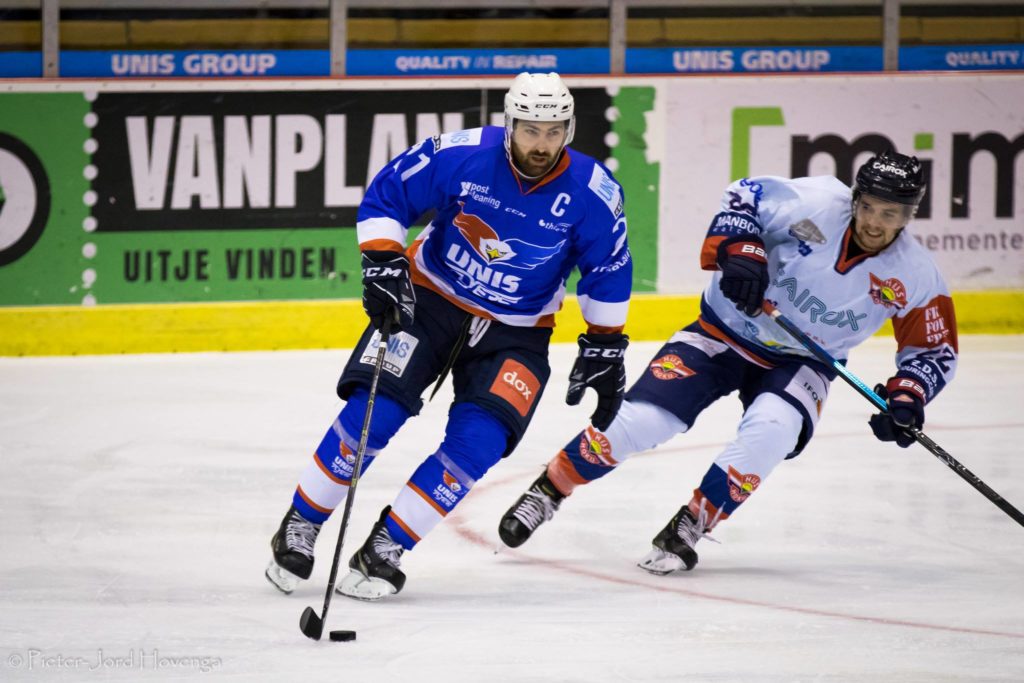 UNIS Flyers Heerenveen HIJS Hokij Den Haag IJshockey