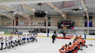 Nederland U18 Dumfries IJshockey