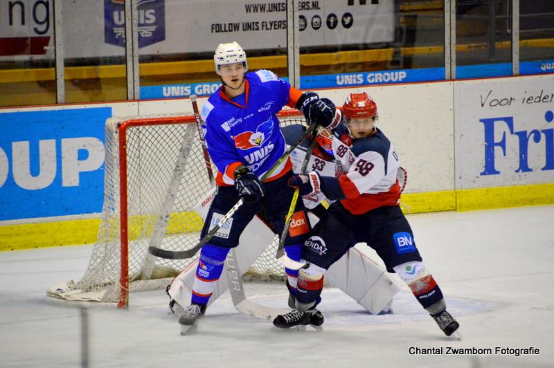 UNIS Flyers Heerenveen Luik Bulldogs