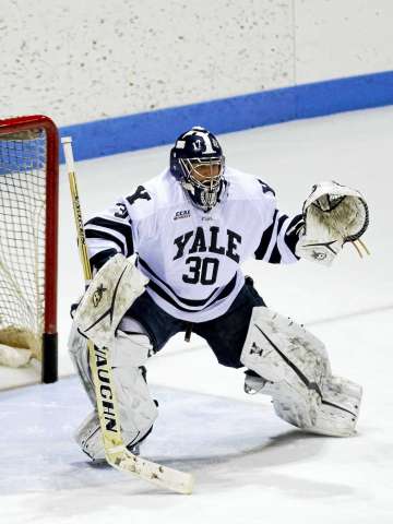 Patrick Spano spelend voor de befaamde Yale University 