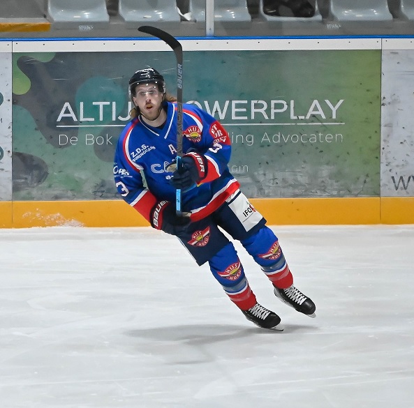 Joey Oosterveld CAIROX HIJS Hokij IJshockey