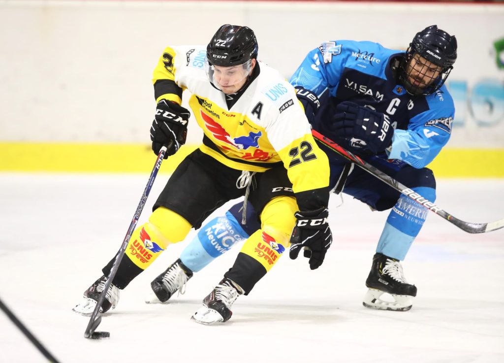 Neuwied UNIS Flyers Heerenveen IJshockey